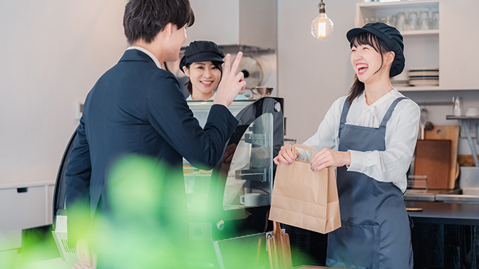 適正なシフト管理 | AI需要予測サービス「サキミル」